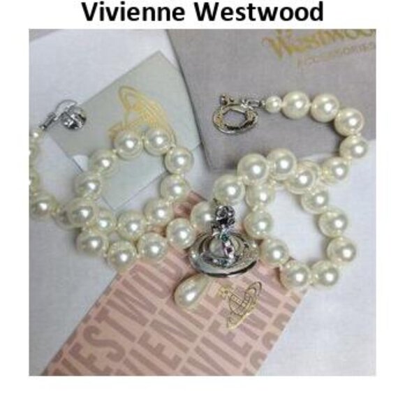 Vivienne Westwood Pink Enamel Pearl Orb Earrings - Picture 2 of 5